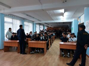 Подробнее о статье ИДН ОВД г. Токмок, провели профилактическую встречу со студентами Токмакского колледжа КНАУ
